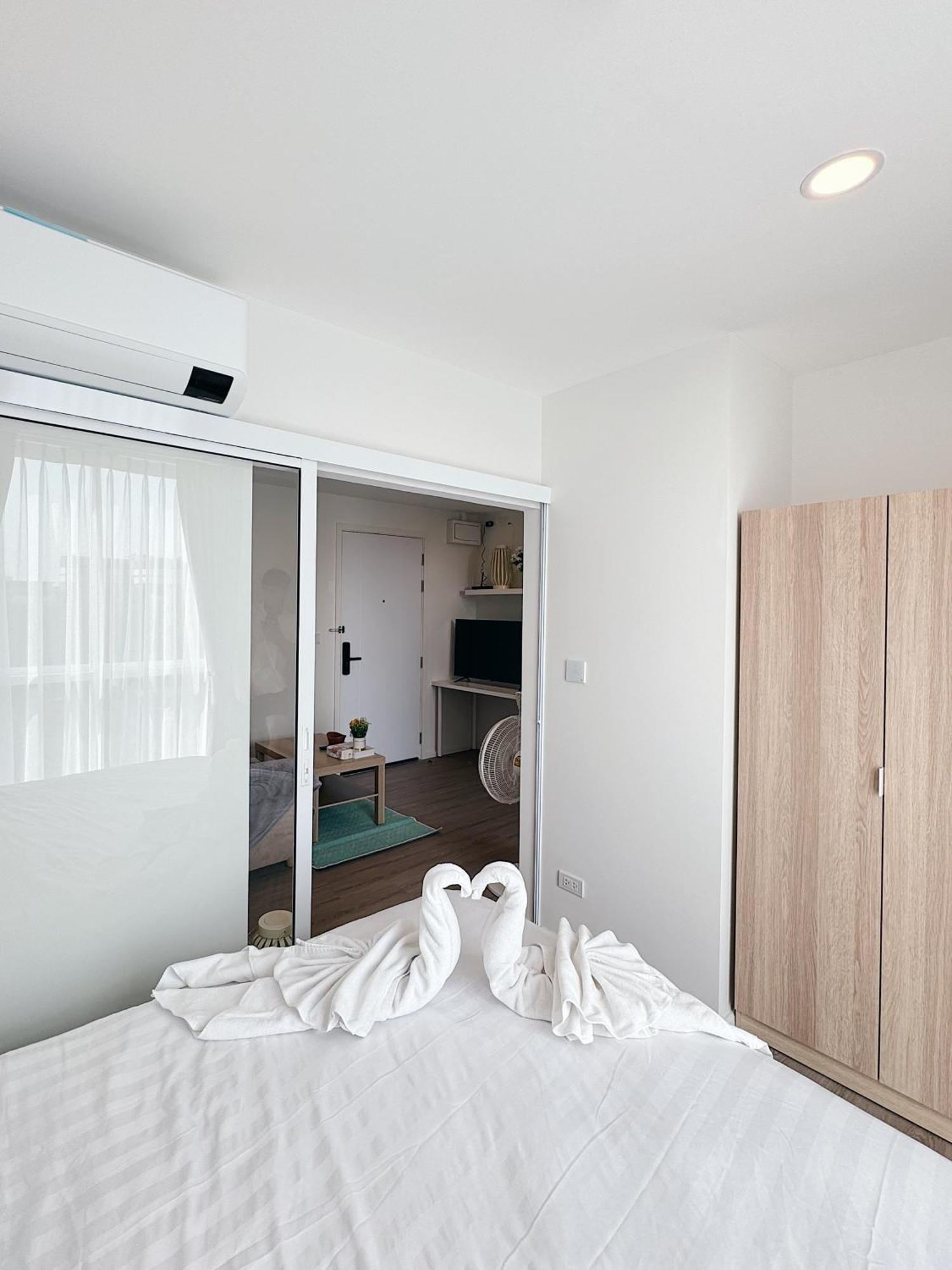 Chateau In-town Ratchayothin Bts Apartment Bangkok